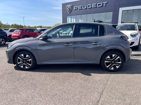 2025 Peugeot 208 1.2 MHEV Puretech 100bhp Allure €31,200