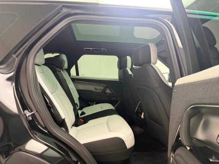 2024 Land Rover Range Rover Sport DYNAMIC P460E €112,990 thumbnail