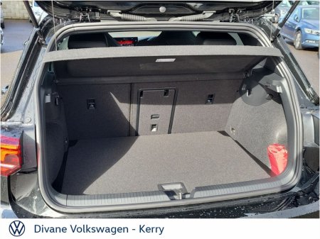 2026 Volkswagen Golf SUNROOF R LINE 2.0 DIESEL AUTOMATIC €51,200 thumbnail