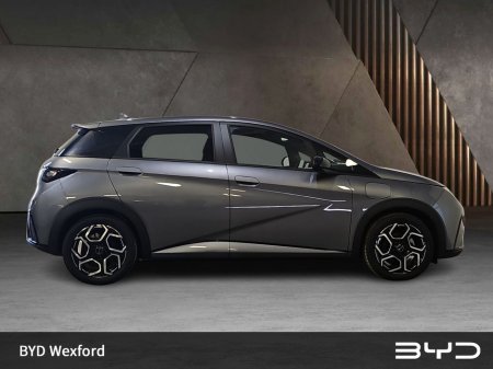 2026 BYD Dolphin Design 60.4kWh €34,706 thumbnail