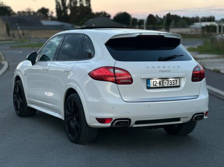 2012 Porsche Cayenne 3.0 V6 5DR 2ST €21,995 thumbnail