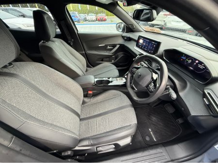 2024 Peugeot 2008 ALLURE - ELECTRIC - AUTO - 12M WARRANTY - CAR: 1601 thumbnail