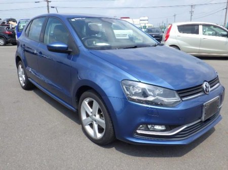 2017 Volkswagen Polo TSI HighLine Mystar €13,750