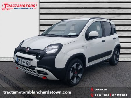2025 Fiat Panda CROSS 1.0 MHEV €17,499