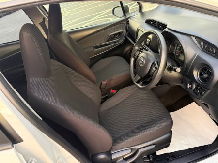 2020 Toyota Yaris  €12,990 thumbnail