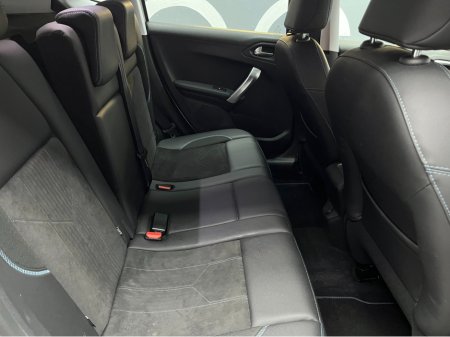 2020 Peugeot 2008 €15950! 2020 PEUGEOT 2008 1.2 AUTOMATIC / REVERSE CAMERA / HEATED SEATS €15,950 thumbnail