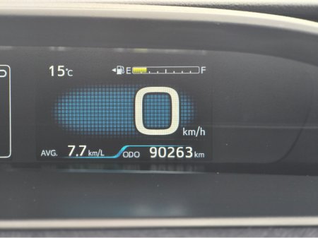 2020 Toyota Prius DAA-ZVW51 5DR AUTO €19,950 thumbnail