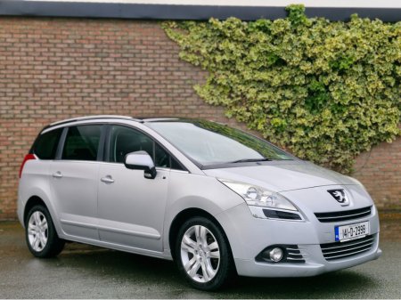 2014 Peugeot 5008 FAMILY-STYLE 1.6 HDI 7 SEATER