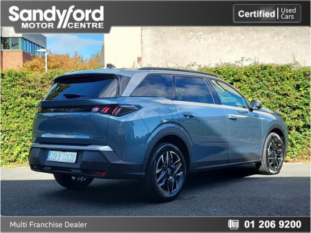 2025 Peugeot 5008 1.2 Hybrid 136bhp E-DCS6 Allure €45,250