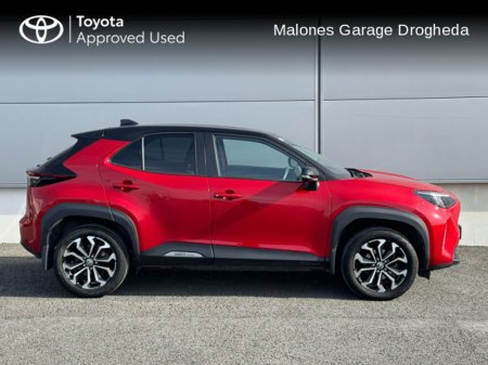 2023 Toyota Yaris Cross 1.5 Hybrid Luna Sport Call Now 041 980 2420 €31,950