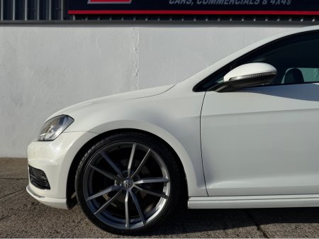 2017 Volkswagen Golf HIGHLINE 1.6 TDI MANUAL 5SPEED 110HP 5DR €17,750 thumbnail