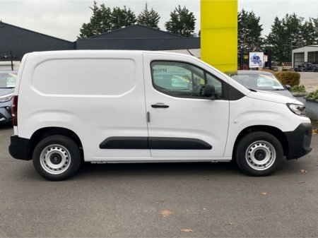 2026 Opel Combo L1H1 Cargo Komfort 1.5D New Model with 4.9% Finance Available & 5 Year Warranty €23,228