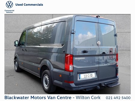2022 Volkswagen Crafter VAN 35 2.0TDI 177BHP MEDIUM WHEEL BASE HIGHLINE AUTOMATIC 4-MOTION WITH TOWBAR & HEATED SEATS (VAT INVOICE) €32,516 thumbnail