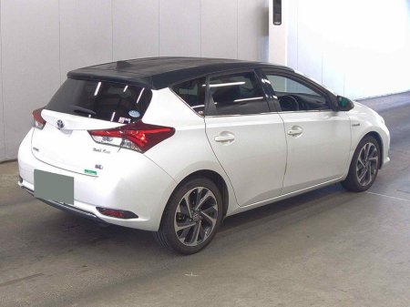 2016 Toyota Auris / HYBRID / AUTO €15,950