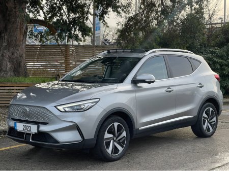 2023 MG ZS ZS11 TROPHY CONNECT