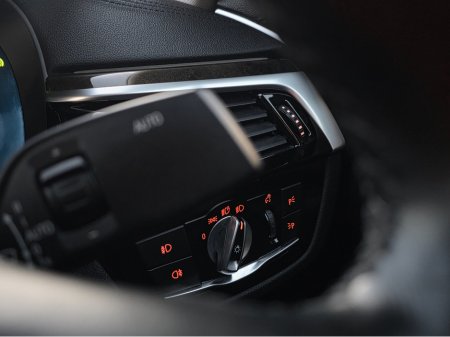 2017 BMW 5 Series ( 172 REG ) 523D LUXURY UPGRADED PACK EDITION FULL LEATHER ELECTRIC HEATED SEATS - 360 REVERCE CAMERA - PRIVACY GLASS €24,950 thumbnail