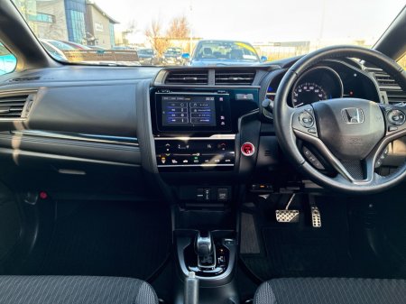2017 Honda Fit 1.5L Petrol Hybrid Automatic thumbnail