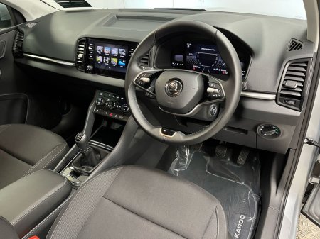 2025 Skoda Karoq Selection 2.0TDI 115BHP - Reversing Camera - Climate Control - Cruise Control - Auto Lights/Wipers - Apple CarPlay/Android Auto €36,950 thumbnail