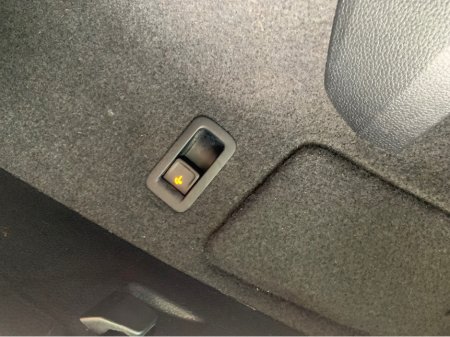 2018 Skoda Karoq STYLE 1.6 TDI 116HP DSG 4DR AUTO €20,995 thumbnail