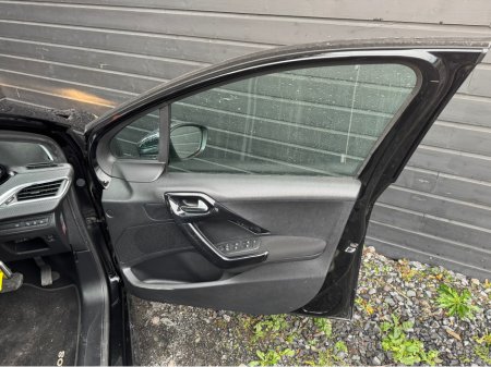 2016 Peugeot 208 1.2 ACTIVE AUTO 5DR €9,995 thumbnail