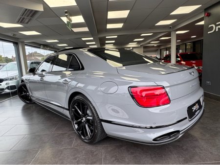2024 Bentley Flying Spur 3.0 V6 HYBRID First Edition Speed €249,900