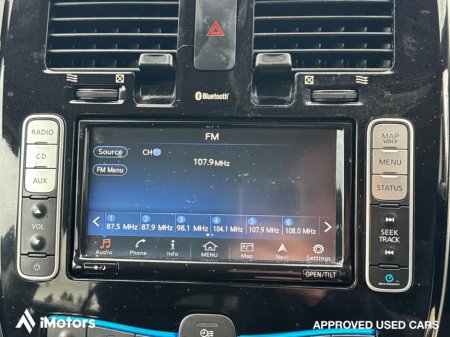 2017 Nissan Leaf Nissan Leaf 30kWh SV | Electric Hatchback | Cold Pack | Auto | White | Letterkenny €7,900 thumbnail