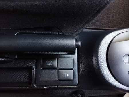 2016 Toyota Yaris 1.3 PETROL 4 CYLINDER AUTOMATIC ONLY 28,643 kms FACTORY IMMOBILISER PROXIMITY KEY MULTI FUNCTION STEERING WHEEL REVERSE CAMERA TOUCH SCREEN RADIO ANDROID AUTO APPLE CAR PLAY 2 YEARS NCT 1 YEAR ROADTAX €13,495 thumbnail