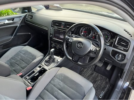 2015 Volkswagen Golf HIGHLINE AUTOMATIC 1.4 PETROL //LOW MILES//HIGH SPEC//KEYLESS ENTRY//REVERSE CAMERA//ADAPTIVE CRUISE CONTROL// €14,950 thumbnail