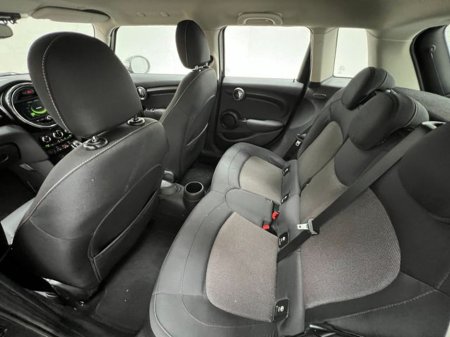 2016 MINI Cooper 1.2 Automatic, Reversing camera €13,895 thumbnail