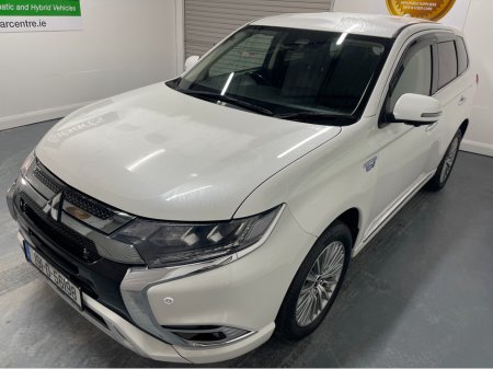 2019 Mitsubishi Outlander (Low Kms) HYBRID 2.4 PHEV AUTOMATIC 5DR MODEL  www.bolandscarcentre.ie €22,900