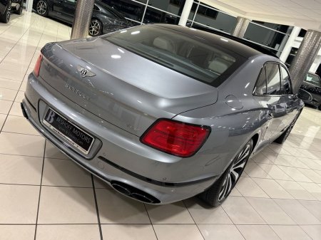 2025 Bentley Flying Spur 3.0 V6 E-HYBRID AZURE=AS NEW//HUGE SPEC=PAN ROOF//BALANCE OF BENTLEY WARRANTY=ONLY €150 ANNUAL ROAD TAX//TAILORED FINANCE PACKAGES AVAILABLE=TRADE INS €249,995 thumbnail