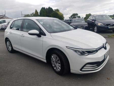 2022 Volkswagen Golf 2.0 TDI 115HP €28,500
