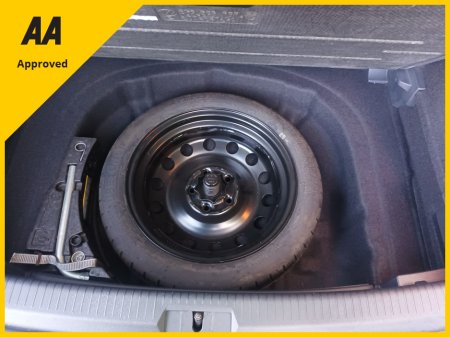 2016 Volkswagen Golf 1.4 TSI HIGHLINE AUTOMATIC SPORTS VELOUR INTERIOR SPORTS ALLOYS  WIND DEFLECTORS LARGE TOUCH SCREEN RADIO FACTORY IMMOBILISER CRUISE CONTROL FRONT & REAR DASHCAM JUST FULLY SERVICED 2 YEARS NCT €16,949 thumbnail