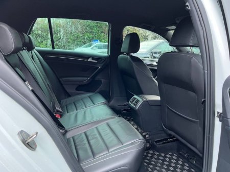 2014 Volkswagen Golf R 4MOTION 2.0 TSI // NEW PRETORIA ALLOYS // LEATHER INTERIOR // REVERSE CAMERA €24,900 thumbnail