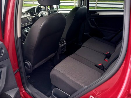 2017 Volkswagen Tiguan TRENDLINE 2.0 TDI 115HP MANUAL 6SPEED FWD 5DR €15,250