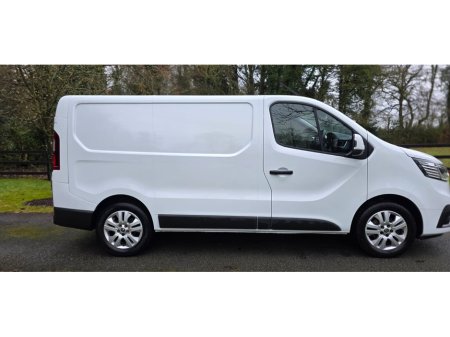 2023 Renault Trafic  €19,995 thumbnail