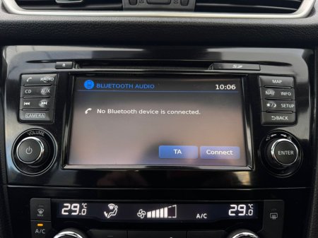 2017 Nissan Qashqai 1.5 SV PREMIUM E6 4DR €11,750 thumbnail