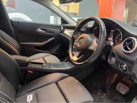 2018 Mercedes-Benz CLA Class €22950! 2018 MERCEDES-BENZ CLA180 AMG LINE AUTOMATIC / HEATED SEATS / CRIUSE CONTROL / REVERSE CAMERA / PADDLE SHIFTERS €22,950 thumbnail