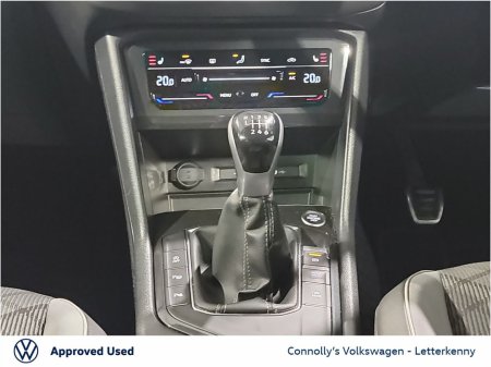 2021 Volkswagen Tiguan 2.0 TDI 150HP R-Line thumbnail