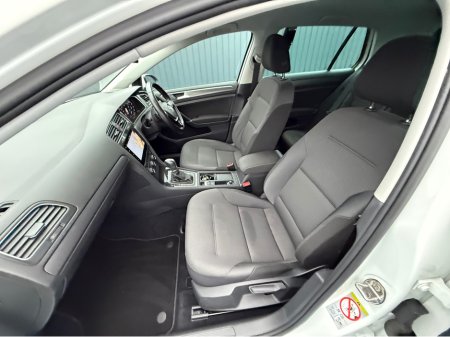 2018 Volkswagen Golf HIGHLINE - 1.2 PETROL - AUTO - 12M WARRANTY - CAR: 1624 €14,950 thumbnail