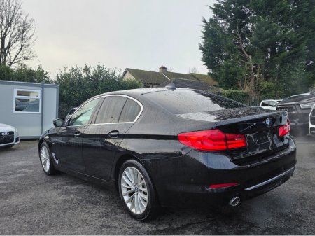 2017 BMW 5 Series ( 172 REG ) 523D LUXURY - CARPLAY NAVIGATION EDITION FULL LEATHER ELECTRIC HEATED SEATS - 360 REVERCE CAMERA - PRIVACY GLASS €24,950 thumbnail