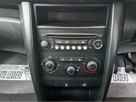 2011 Peugeot 207 1.4 SE 94 BHP LOW KM €2,900 thumbnail