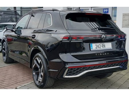 2024 Volkswagen Tiguan R-Line 2.0 TDI 150HP DSG *AUTOMATIC, REARVIEW CAMERA, HEATED FRONT SEATS* €54,995