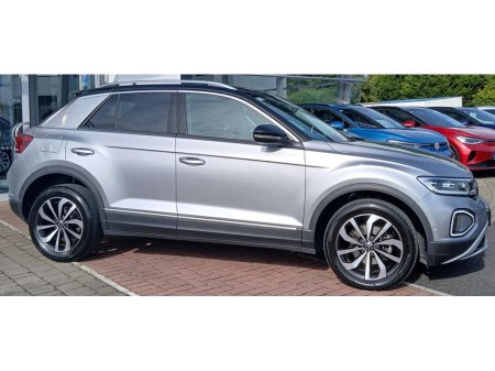 2023 Volkswagen T-Roc Style 1.0 TSI 110HP *REAR VIEW CAMERA, HEATED FRONT SEATS, BLUETOOTH* €30,995