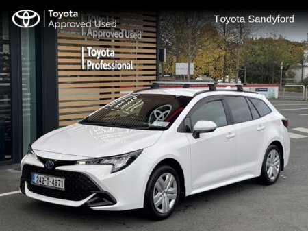 2024 Toyota Corolla COMMERCIAL VAN HYBRID ESTATE AUTOMATIC // AIR CON // BLUETOOTH // APPLE CARPLAY/ANDROID AUTO // REAR CAMERA // PRICE IS PLUS VAT €24,945