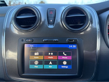 2017 Dacia Sandero STEPWAY SIGNATURE TCE 90 PH2 4 €7,990 thumbnail