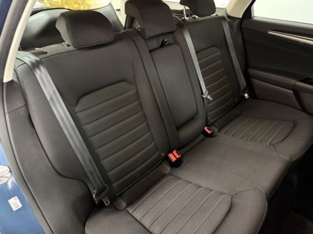 2021 Ford Mondeo Zetec 2021.75MY 5W 2.0TD150 M €17,777 thumbnail