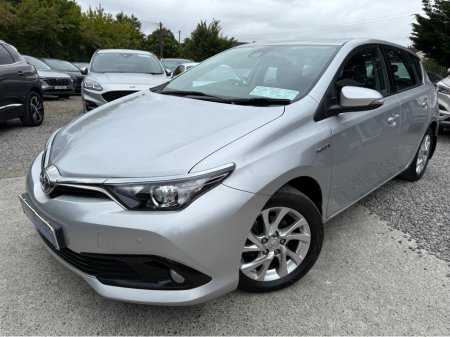 2017 Toyota Auris 1.8 HYBRID LUNA AUTO €14,450