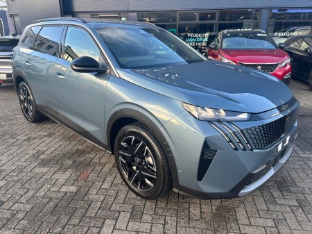2026 Peugeot 5008  €53,600