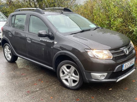 2015 Dacia Sandero Stepway TCe 90 S&S SIGNATURE €6,950